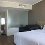 255 Sqm 3 Bedroom River Ocean View Surfers Paradise