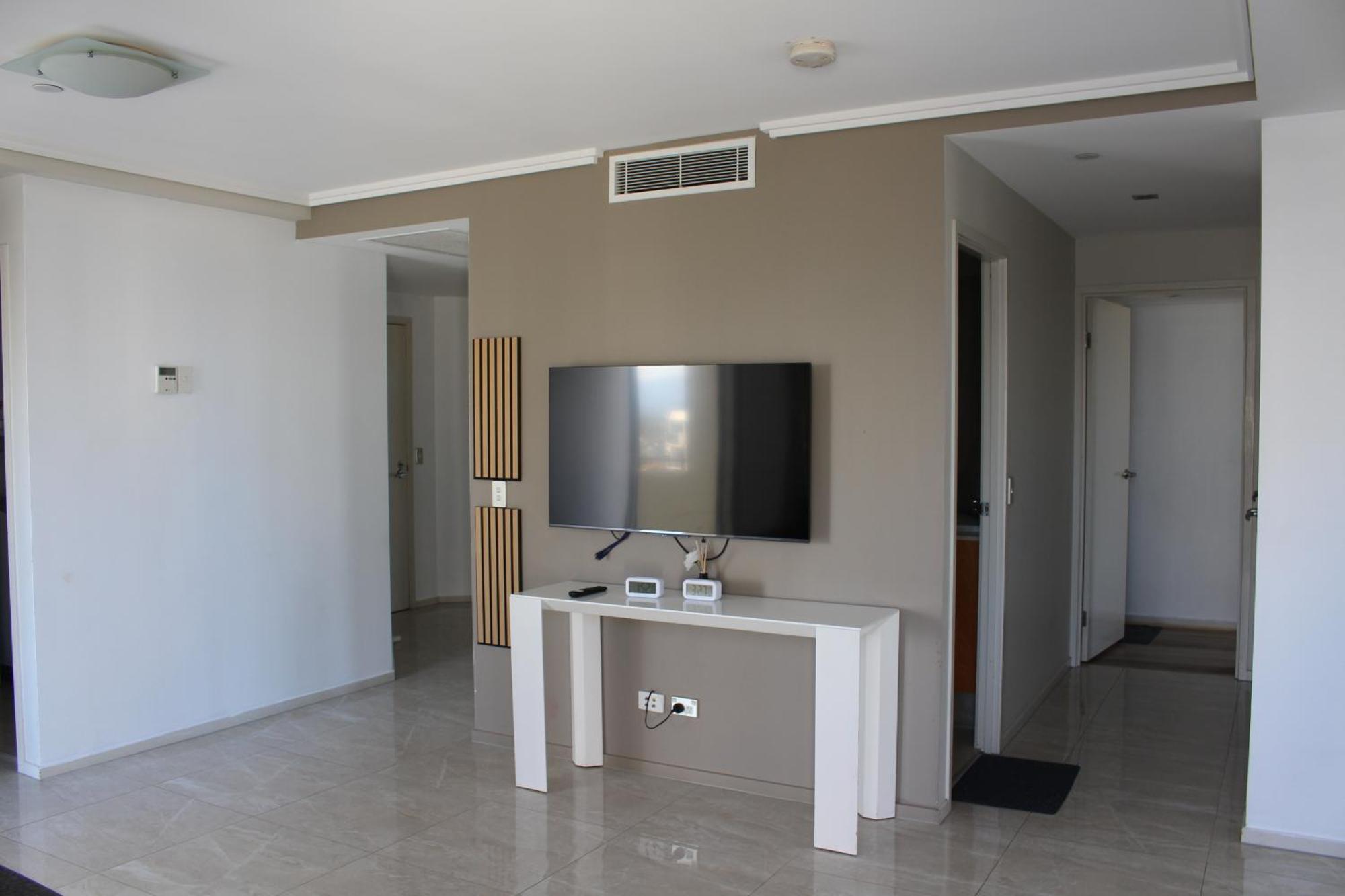 255 Sqm 3 Bedroom River Ocean View Surfers Paradise Aparthotel