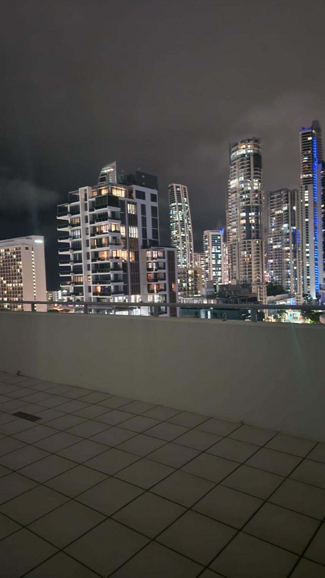 255 Sqm 3 Bedroom River Ocean View Surfers Paradise Gold Coast